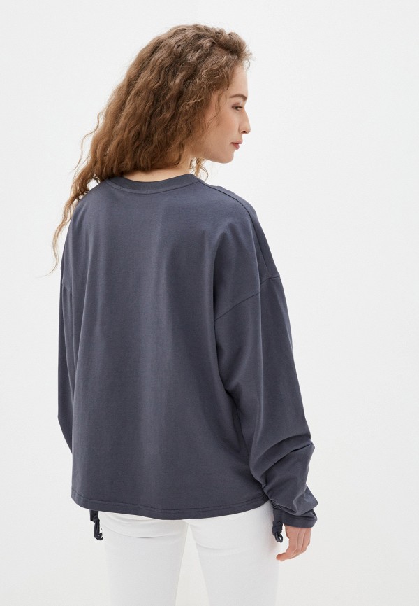 фото Лонгслив petrichor