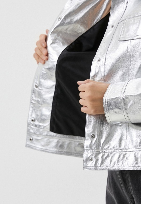 фото Куртка кожаная снежная королева