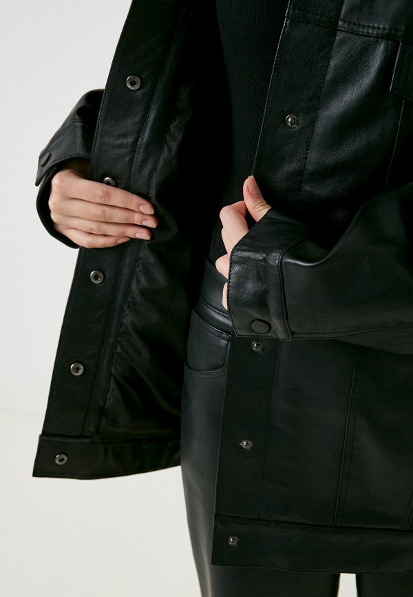 фото Куртка кожаная снежная королева