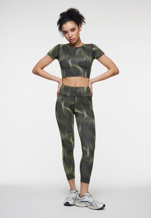 фото Топ спортивный befree