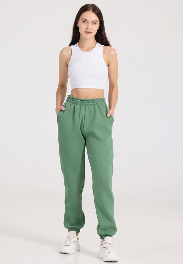 фото Брюки спортивные апрель