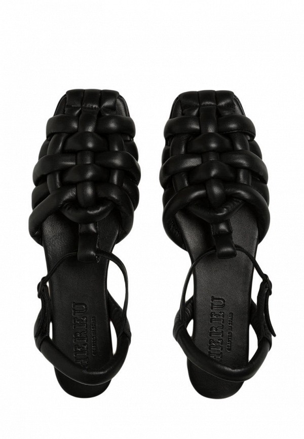 фото Сандалии hereu