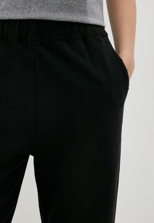 фото Брюки спортивные jnby