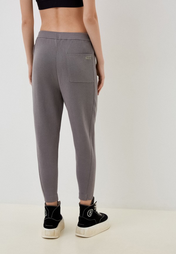 фото Брюки спортивные jnby