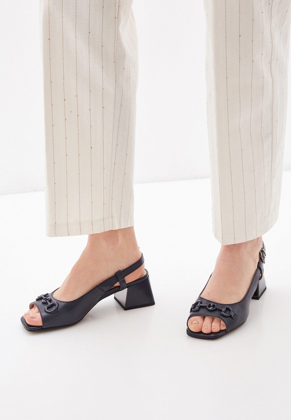 фото Босоножки salamander