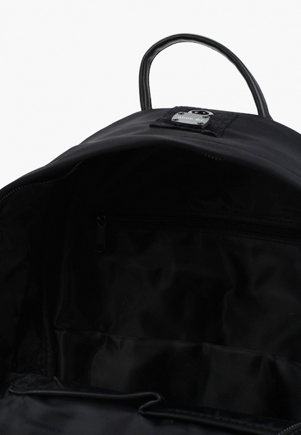 фото Рюкзак и брелок abricot