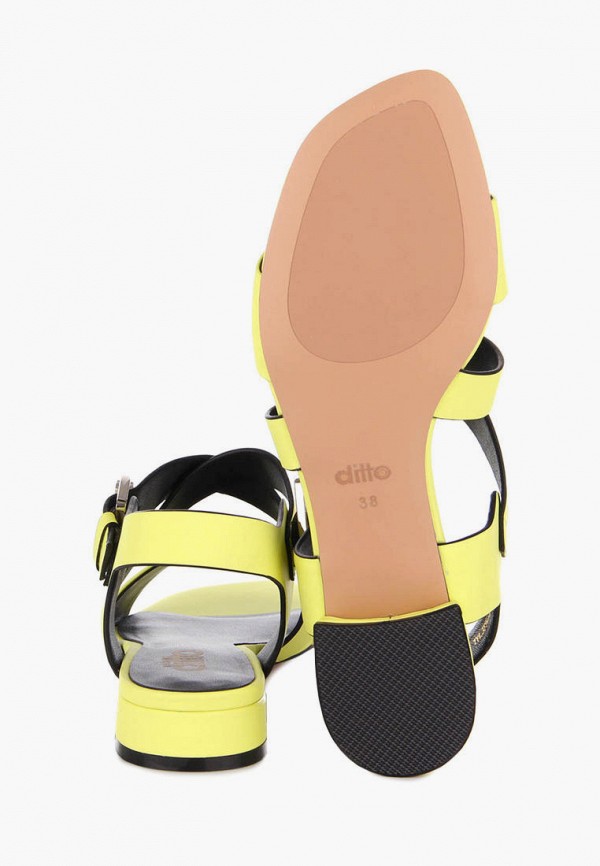 

Сандалии ditto, Желтый, ditto MP002XW117FW