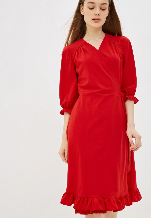 Платье  - красный цвет