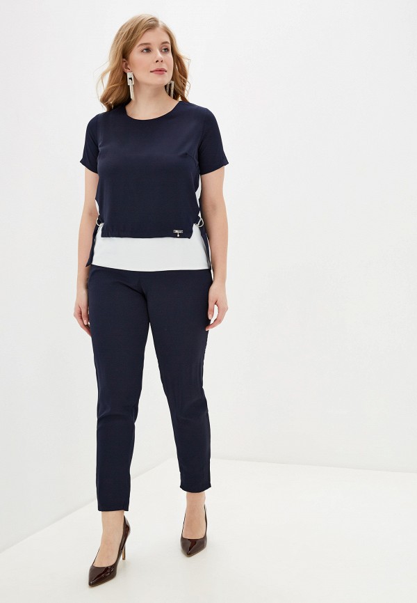 Костюм  - синий цвет