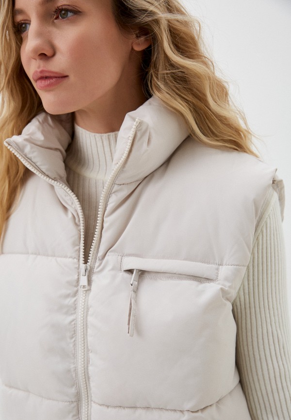 фото Жилет утепленный befree