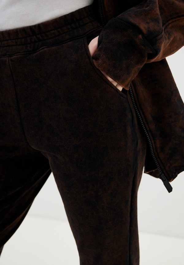 фото Брюки спортивные plan b