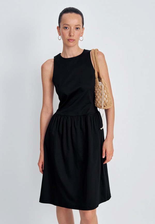 Платье Finn Flare 2382₽