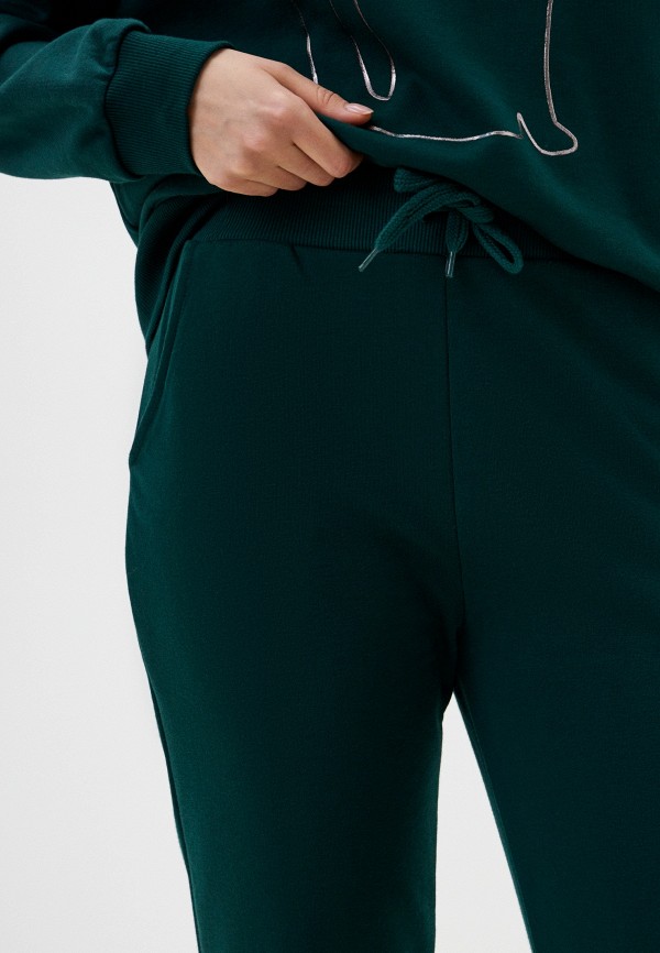 фото Брюки спортивные vitacci