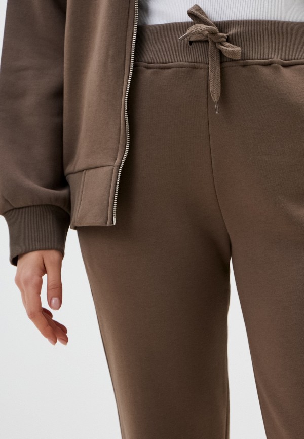 фото Брюки спортивные vitacci