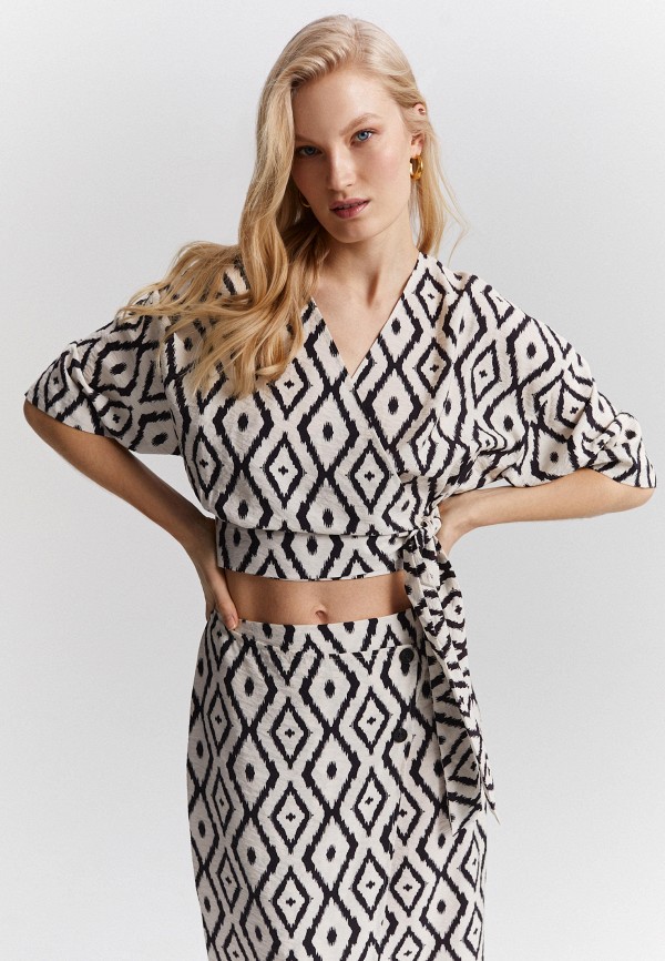 Блуза Elis 1799₽