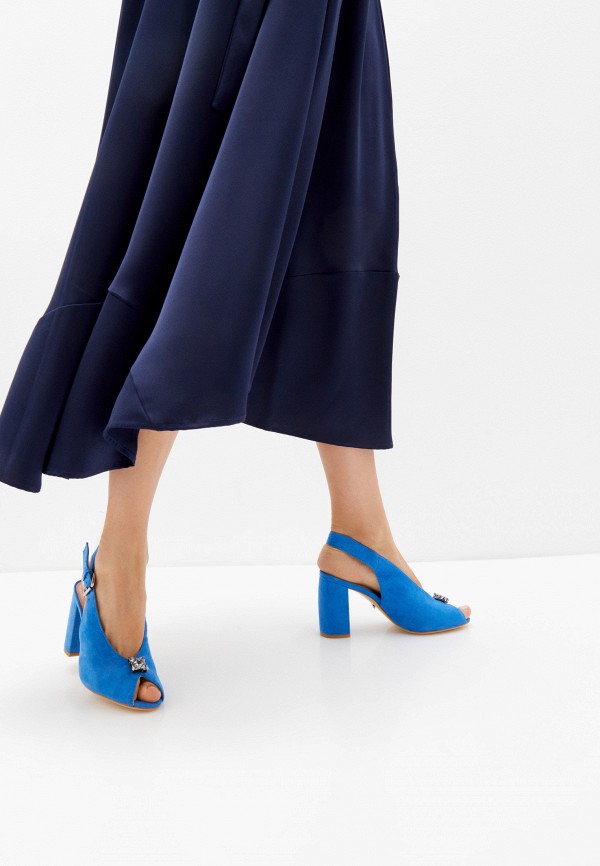 фото Босоножки inario