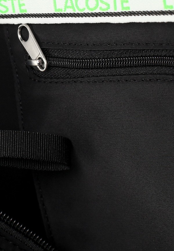 фото Сумка и косметичка lacoste