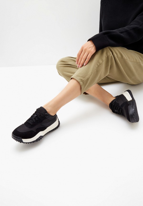 фото Кроссовки escan