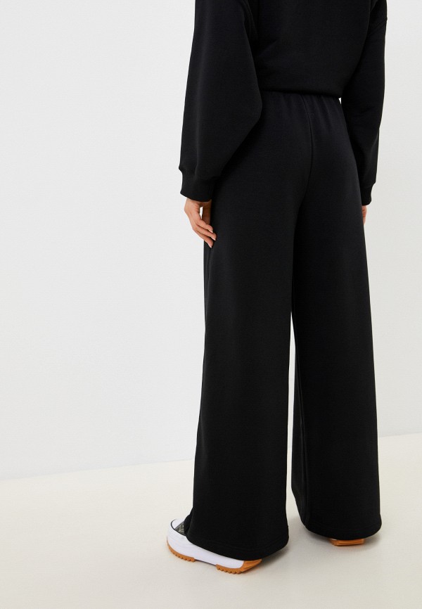 фото Брюки спортивные святая