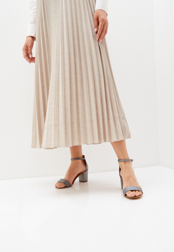 фото Босоножки inario