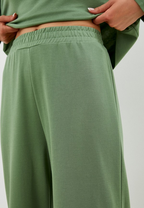 фото Брюки спортивные sela