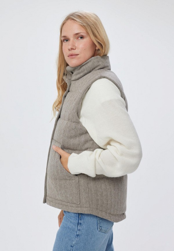 фото Жилет утепленный manera odevatca