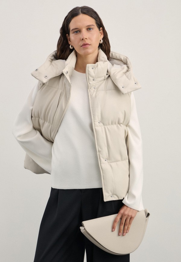 Жилет утепленный Zarina 2198₽