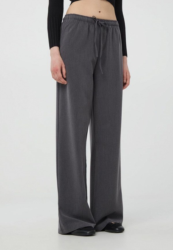 Брюки Terranova 999₽