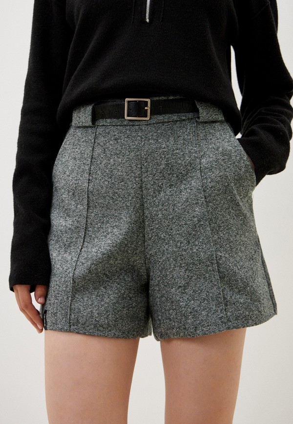 Шорты Emblem 3990₽