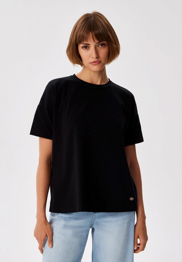 Футболка Gabriel and Ester London