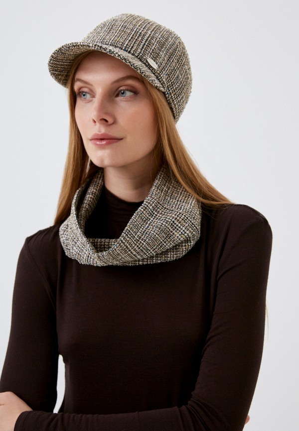 фото Бейсболка и снуд сиринга