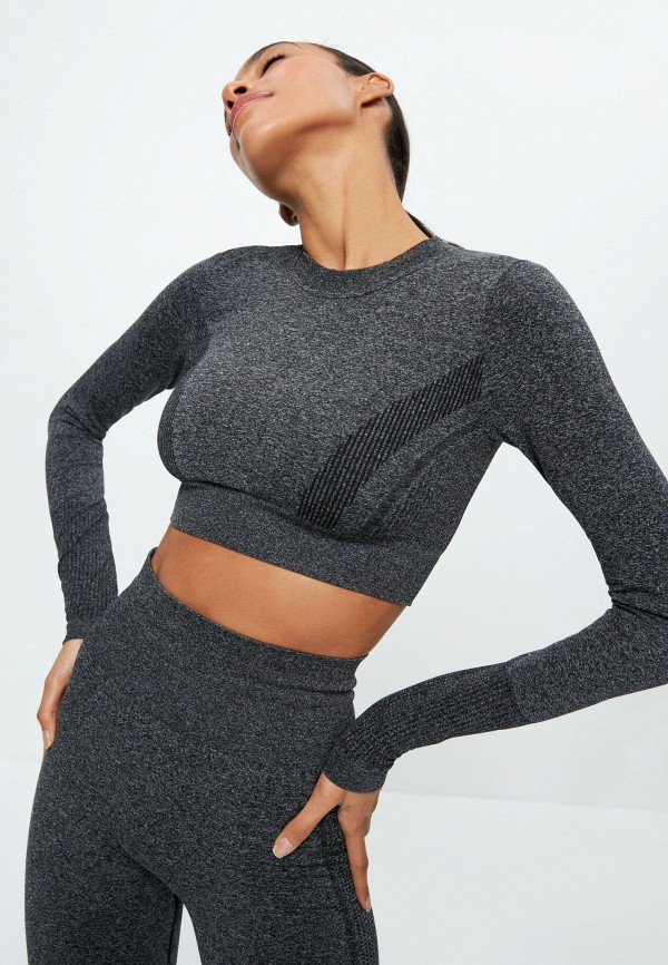 фото Топ спортивный zarina