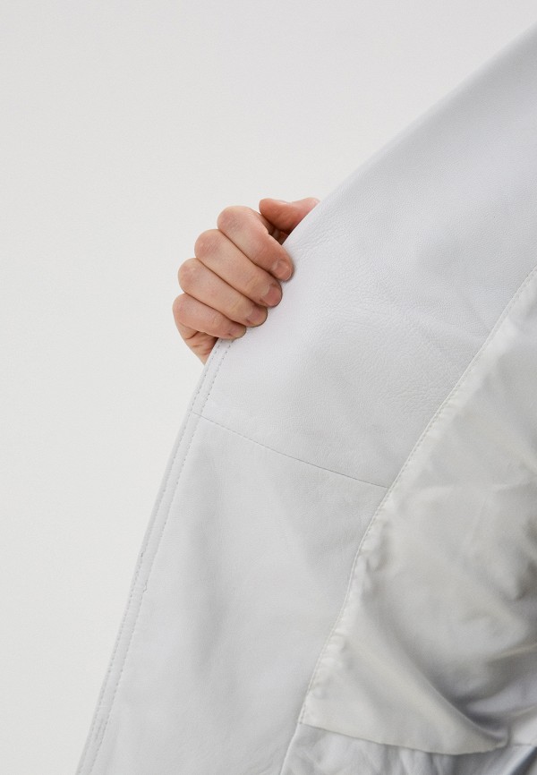 фото Жилет кожаный снежная королева