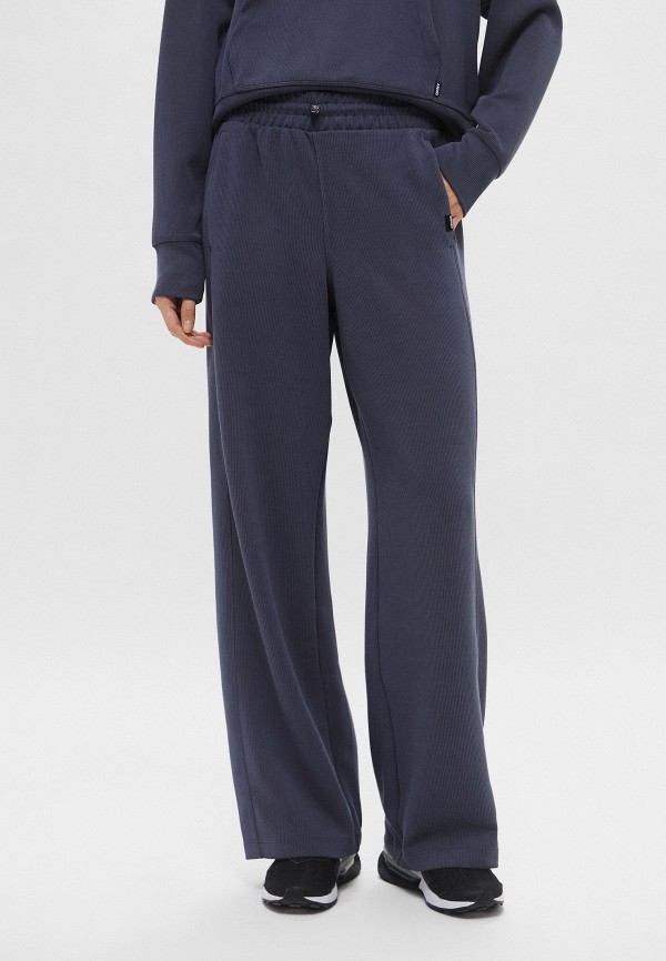 Брюки спортивные DKNY 13900₽