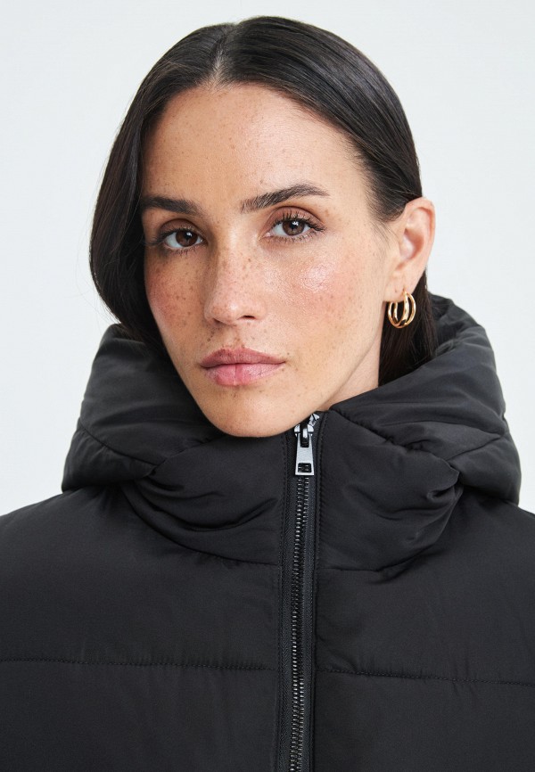 фото Куртка утепленная zarina