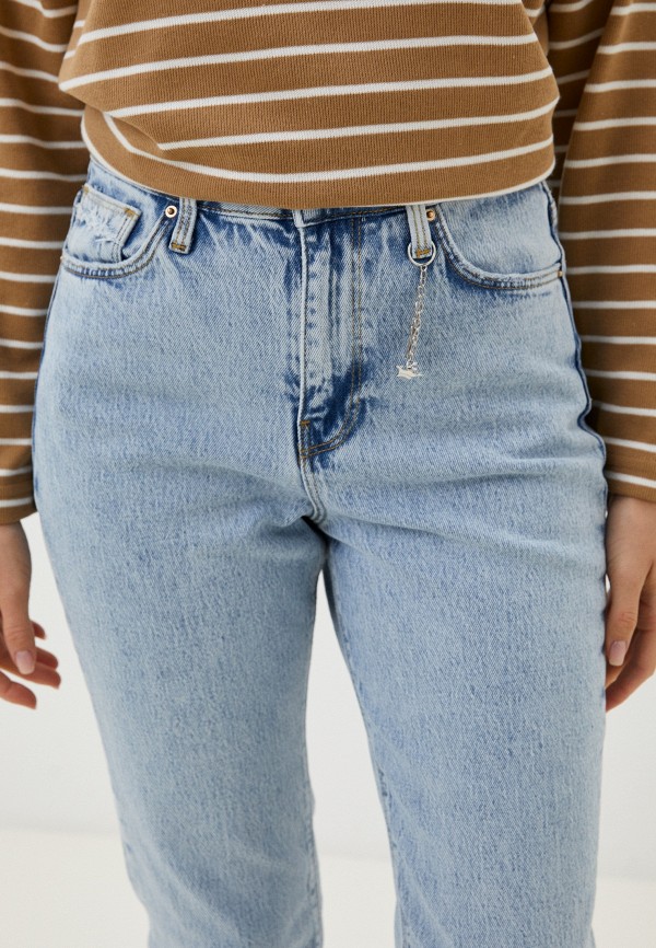 фото Джинсы и брелок colin's