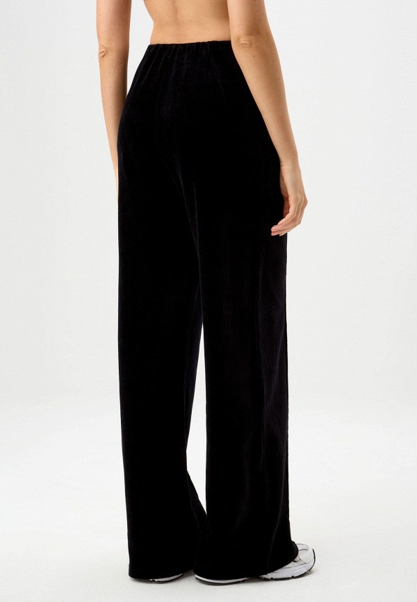 фото Брюки спортивные sela