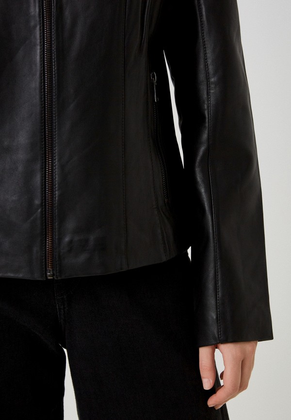 фото Куртка кожаная снежная королева