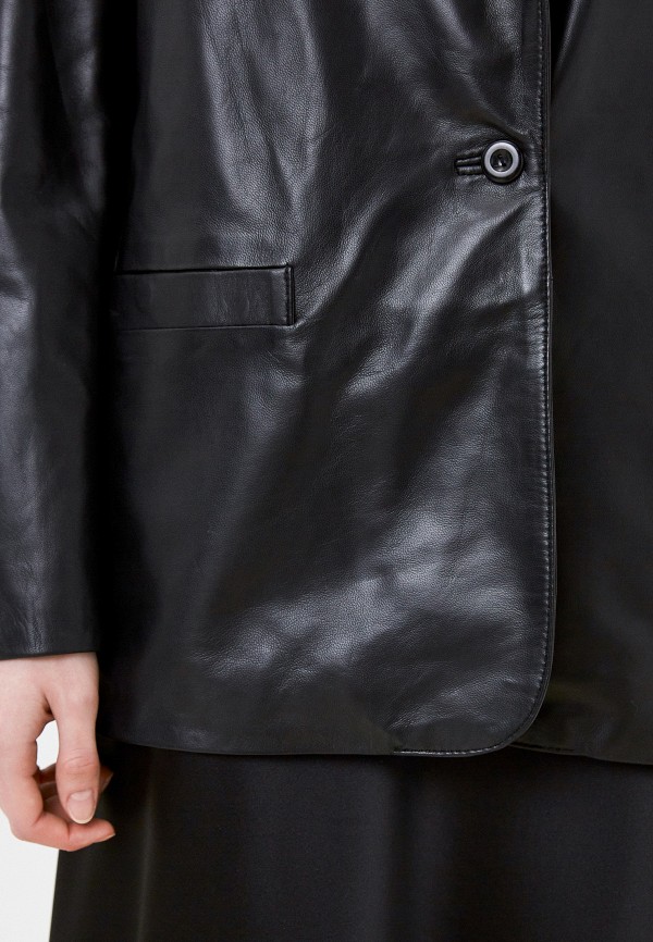 фото Куртка кожаная снежная королева