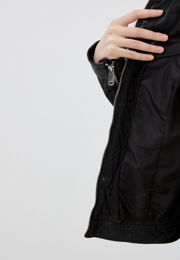 фото Куртка кожаная снежная королева