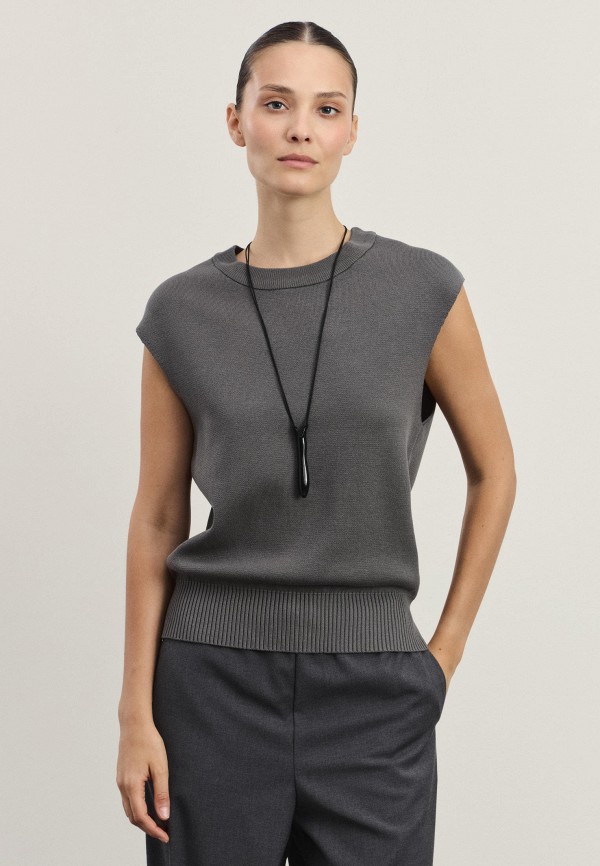 Жилет Zarina 998₽