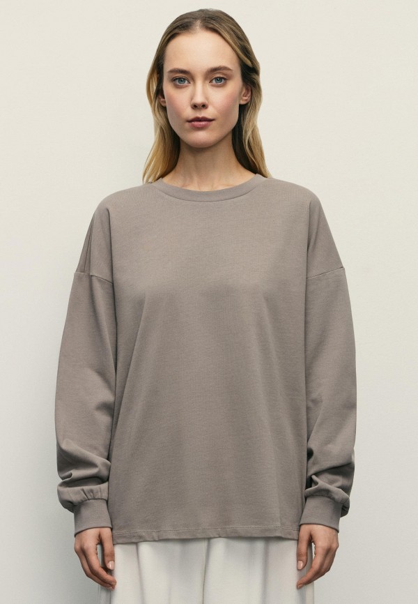 Свитшот Zarina 1650₽