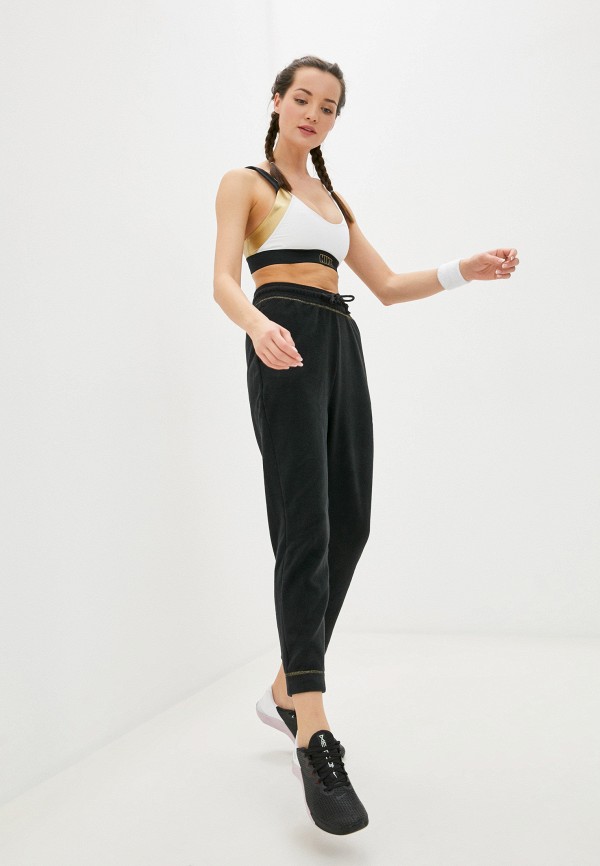 фото Топ спортивный nike