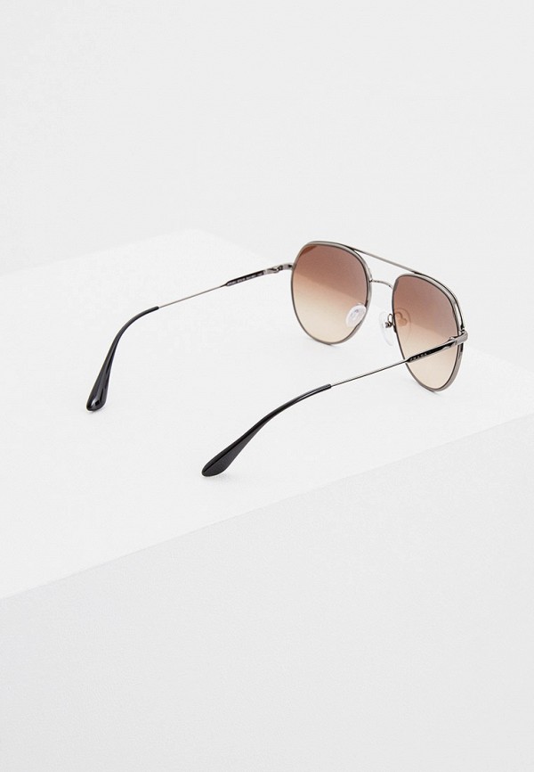 фото Очки солнцезащитные prada