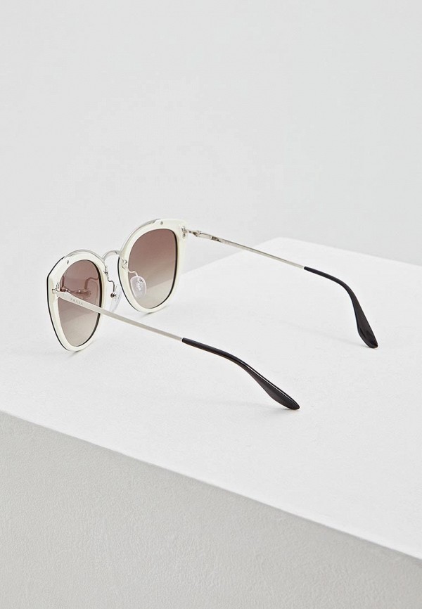 фото Очки солнцезащитные prada