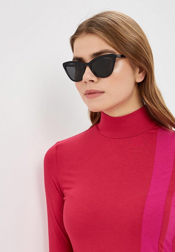 фото Очки солнцезащитные prada