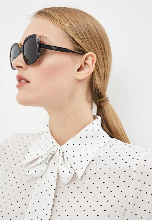 фото Очки солнцезащитные prada