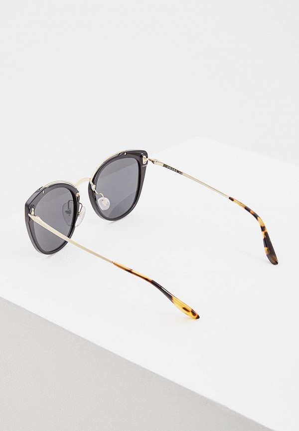 фото Очки солнцезащитные prada