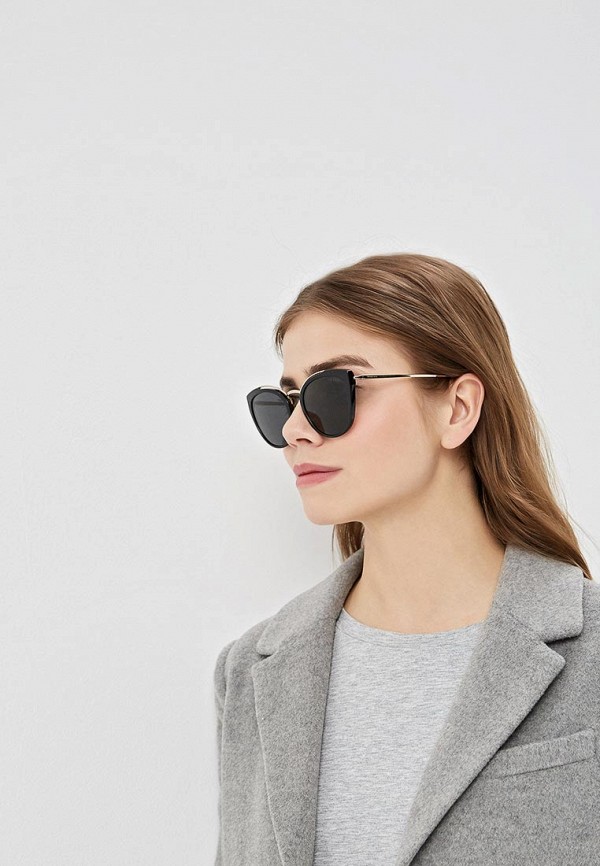 фото Очки солнцезащитные prada