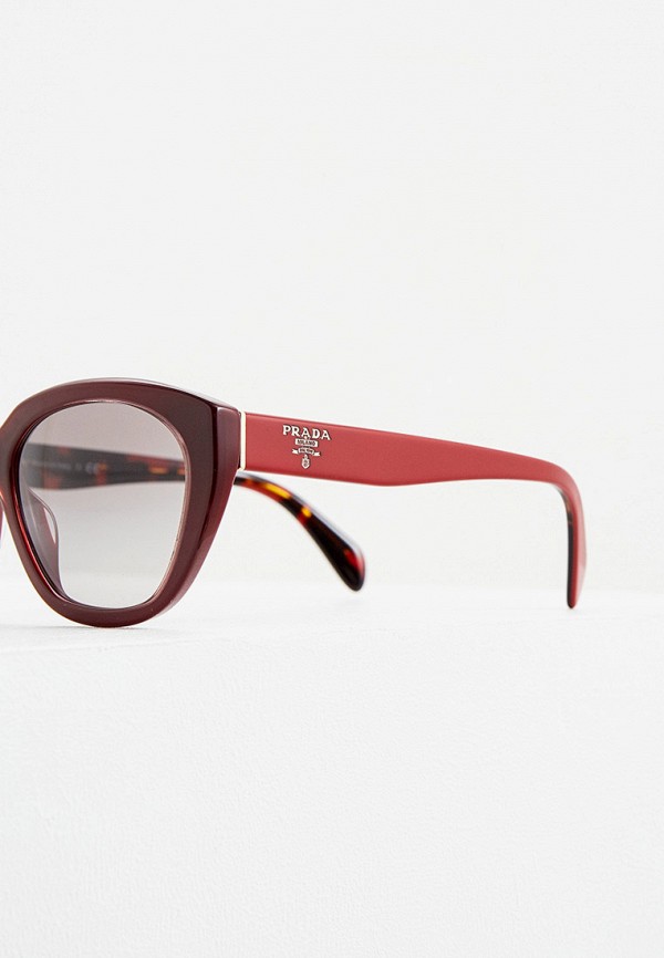 фото Очки солнцезащитные prada
